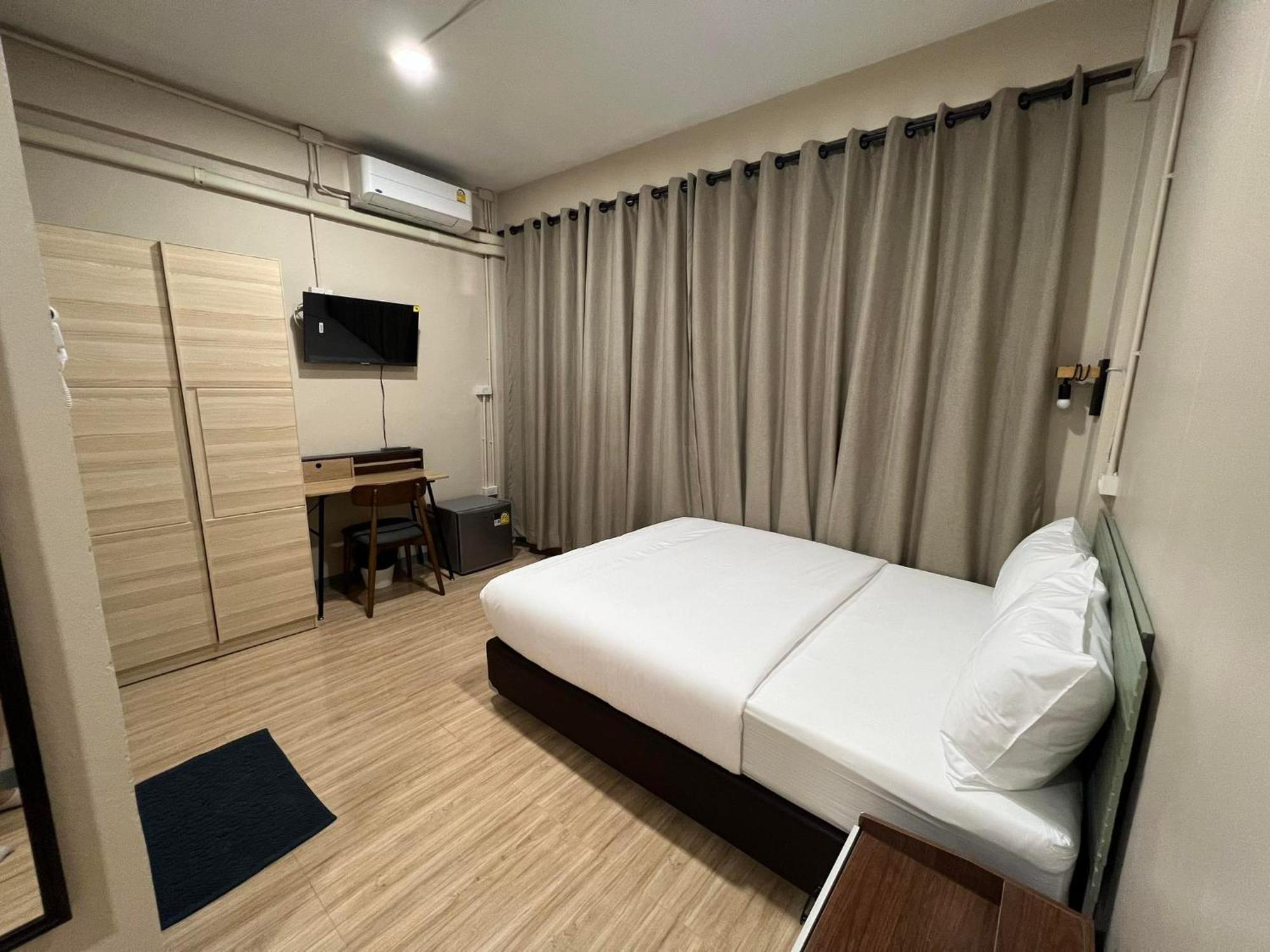 Bangwa House - Mrt Bangwa Station Hotel Bangkok Exterior foto